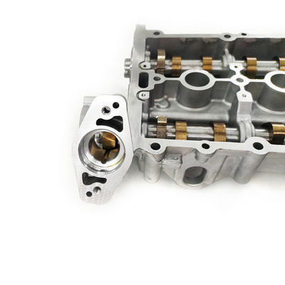 04E103475AR OE Silver Motor Head Cover Kompatibel dengan Toyota Camry