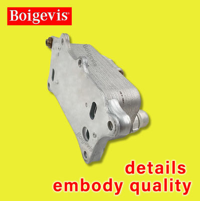 Original 06E117021J Aluminium Oil Cooler Mesin Mobil suku cadang untuk C7 3.0T